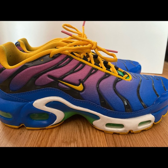 Nike Air Ultra Plus Size 6 Y/8 W Sneakers - Picture 9 of 11